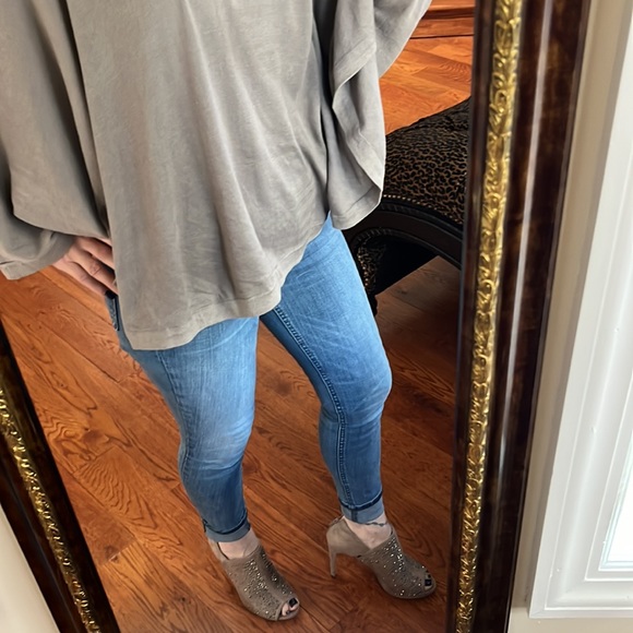 Jennifer Lopez Peep Toe Shoe Booties With Gunmetal Metallic Stones Size 7 1/2 - Picture 16 of 17